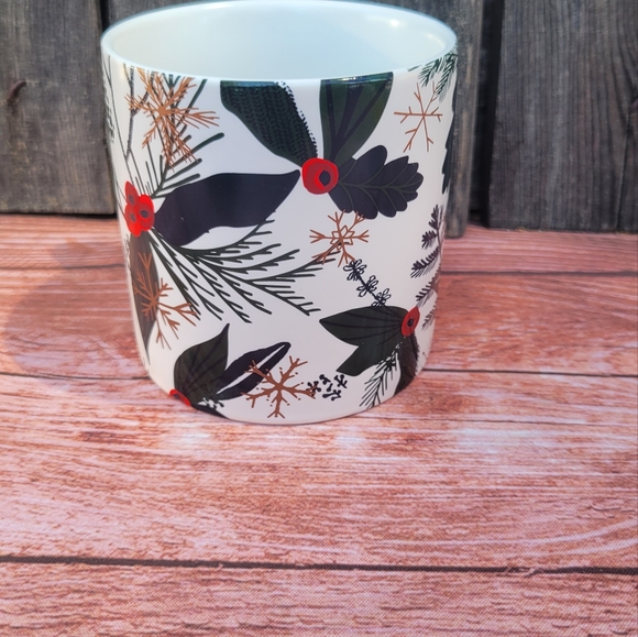 Starbucks Christmas Mug - Picture 5 of 10